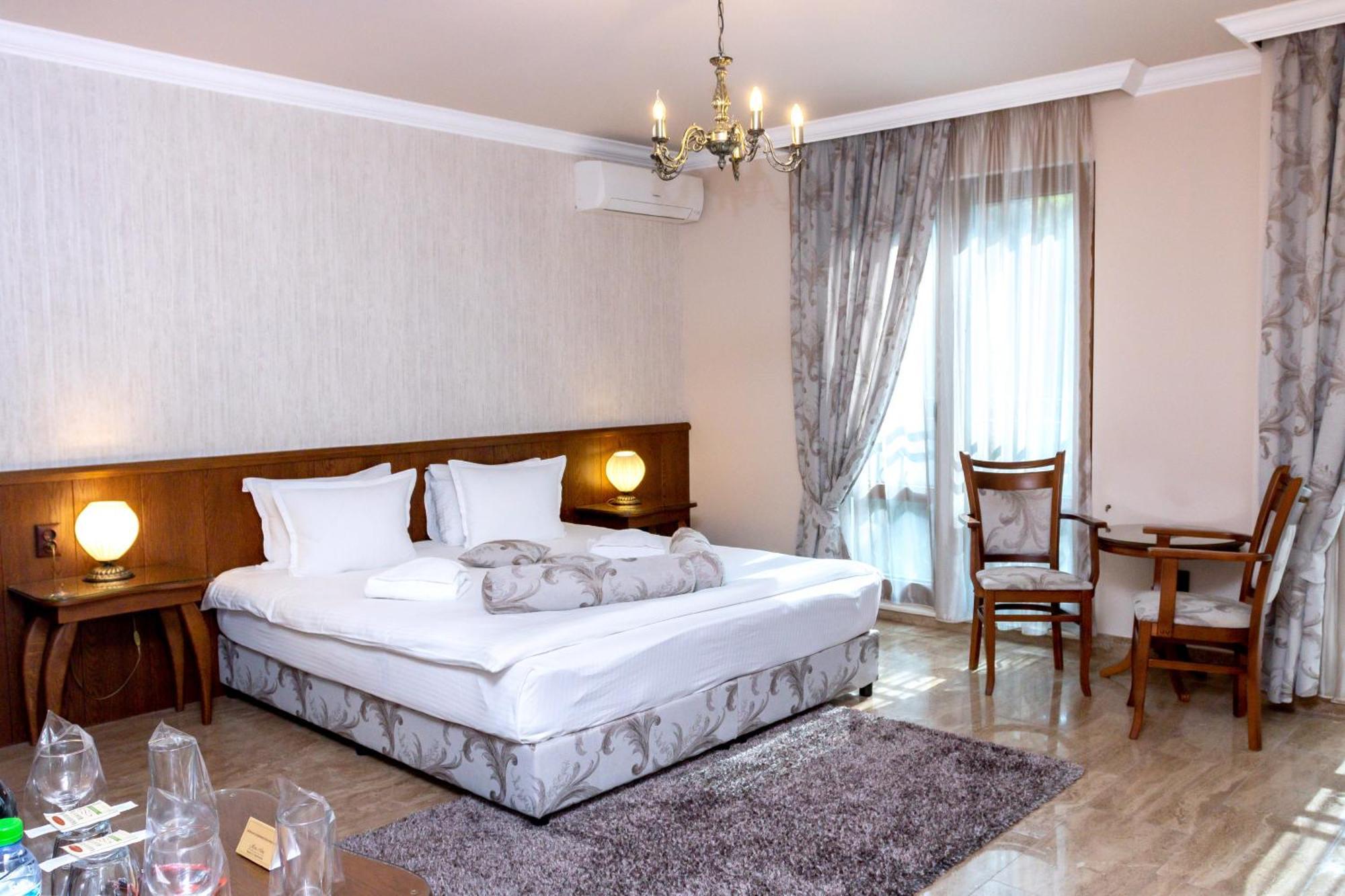 Mon Ami Apart In Studentski Grad Area Софія Екстер'єр фото