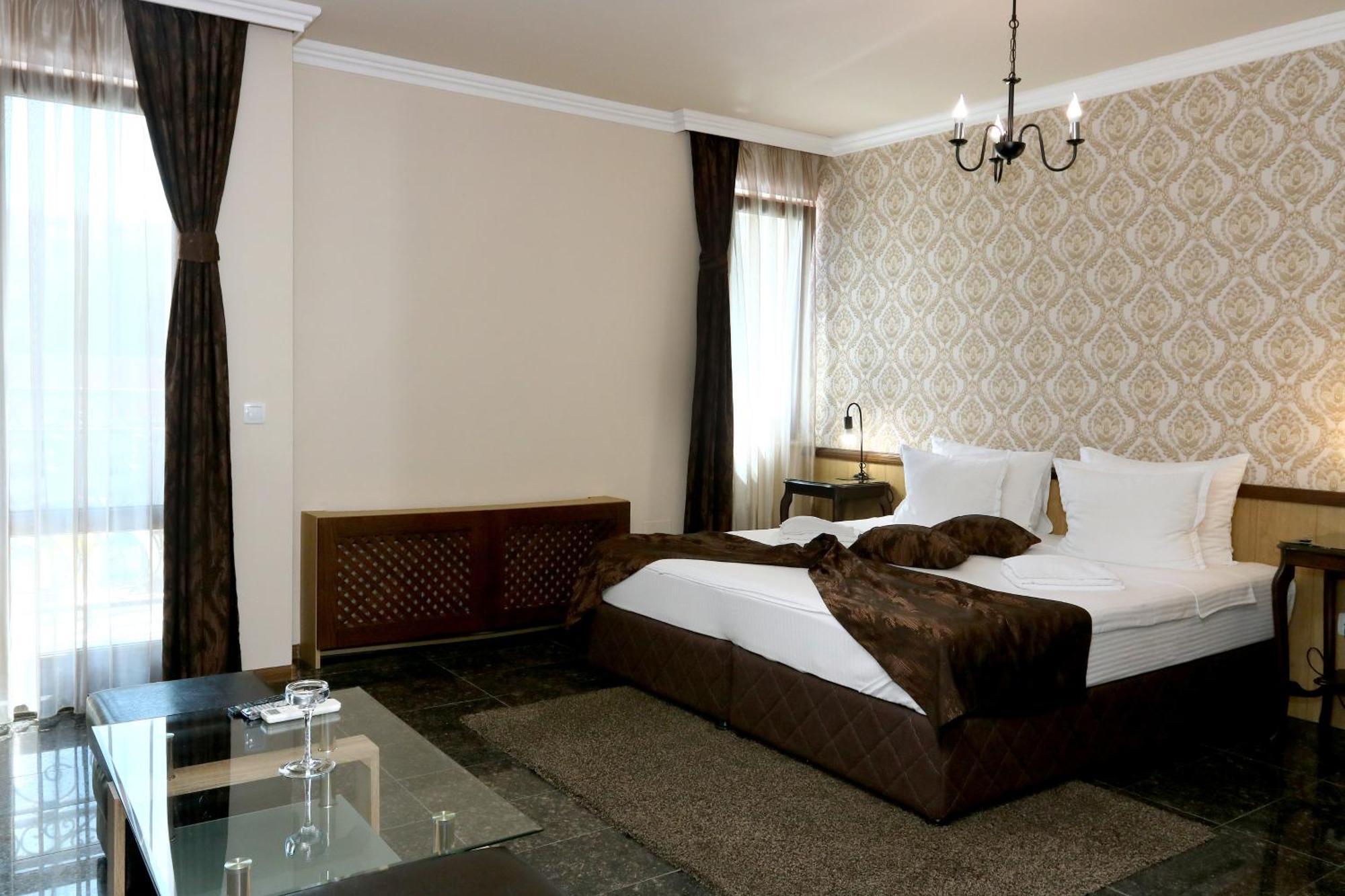 Mon Ami Apart In Studentski Grad Area Софія Екстер'єр фото