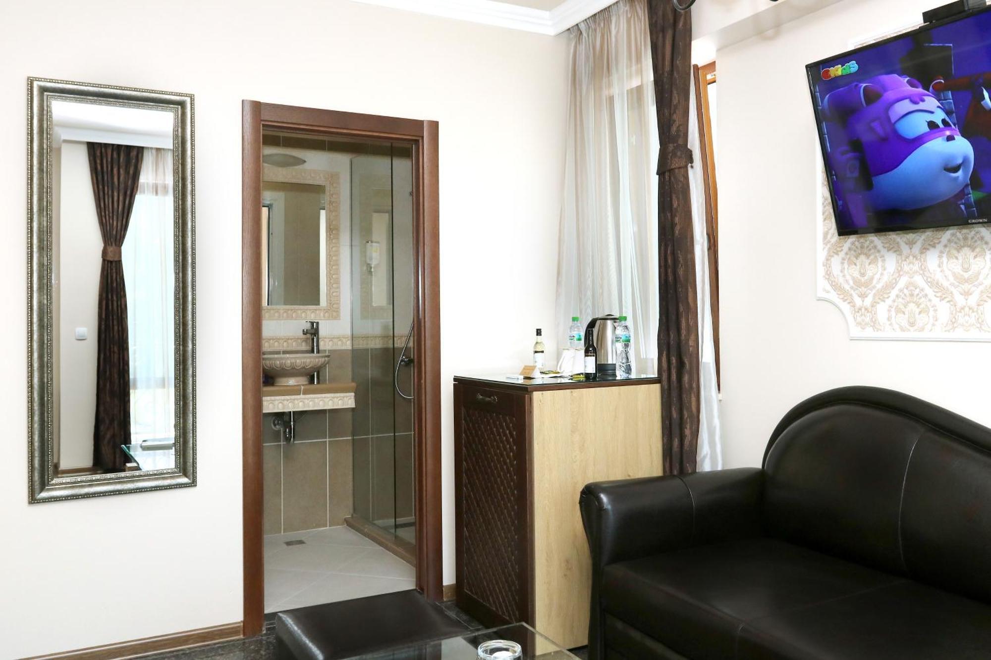 Mon Ami Apart In Studentski Grad Area Софія Екстер'єр фото